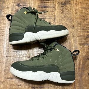 Jordan 12s Retro 11c